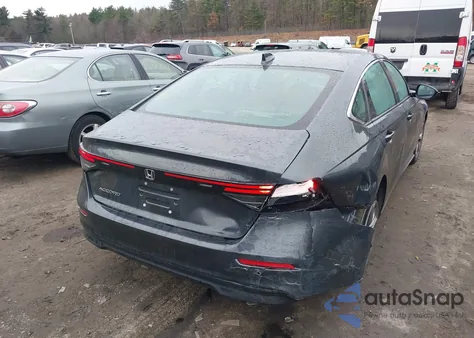 2024 Honda Accord Ex z USA, uszkodzony, nr VIN 1HGCY1F38RA038016